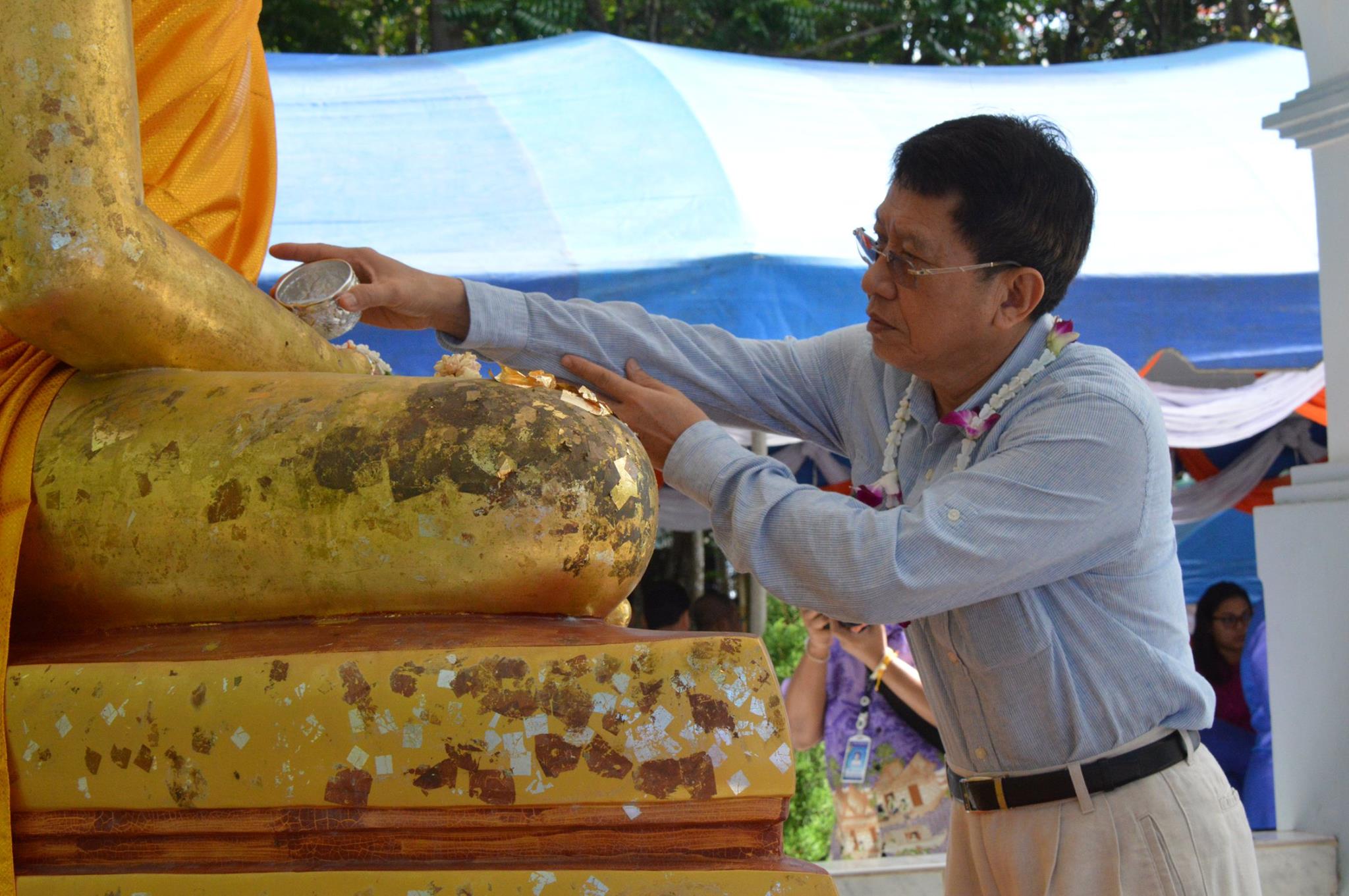 ร่วมงานสรงน้ำหลวงพ่อพระพุทธโสธร